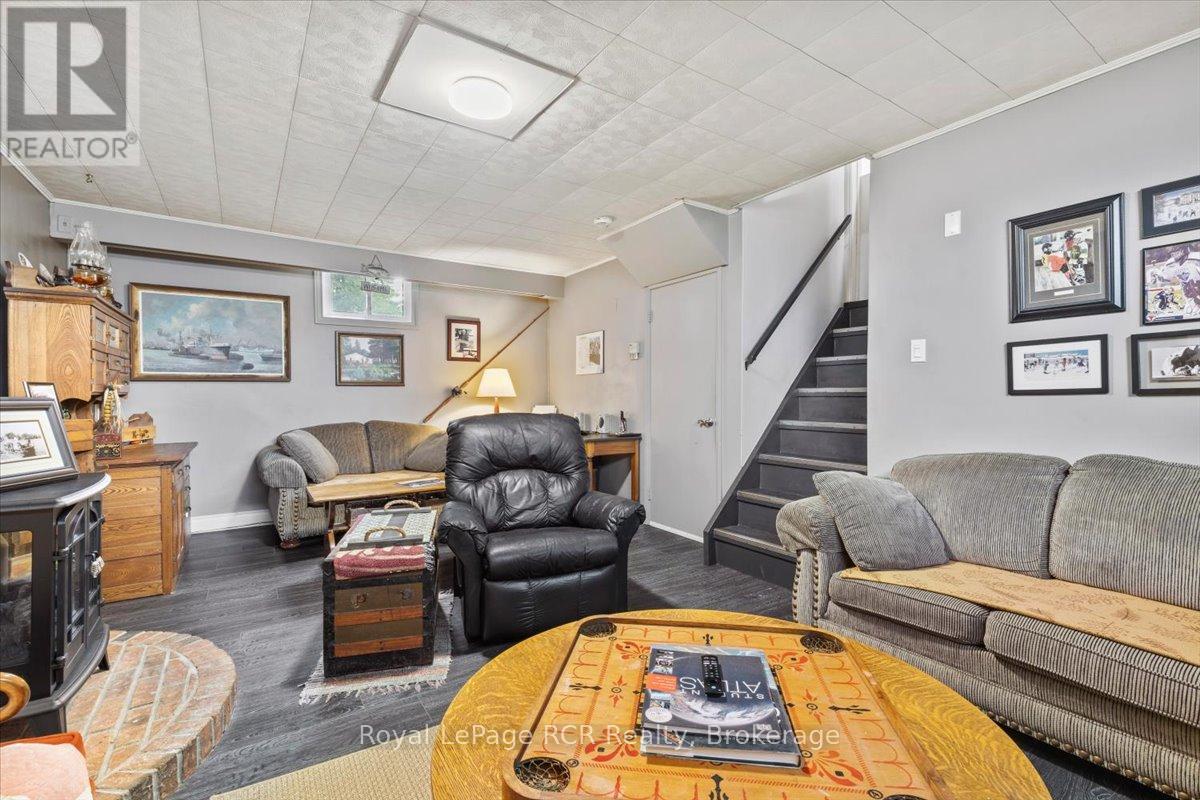 161 6th Street, Hanover, Ontario  N4N 1B9 - Photo 21 - X12330852