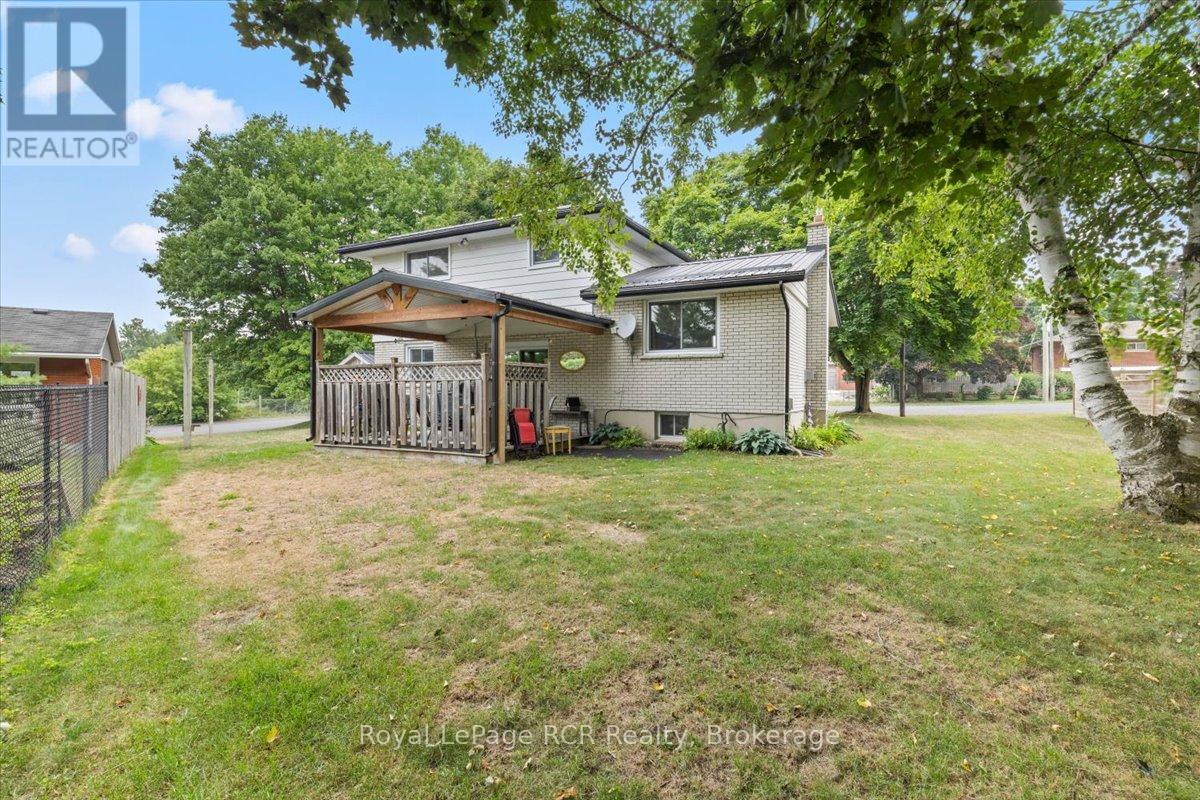 161 6th Street, Hanover, Ontario  N4N 1B9 - Photo 25 - X12330852