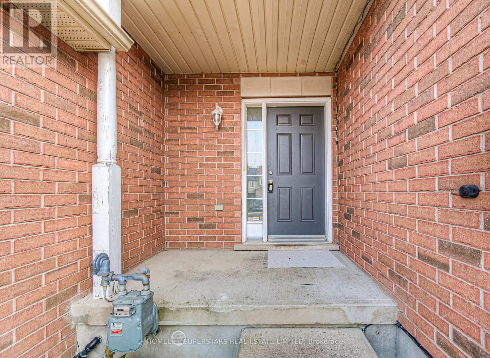 Property at 297 BRIARMEADOW DR image 5