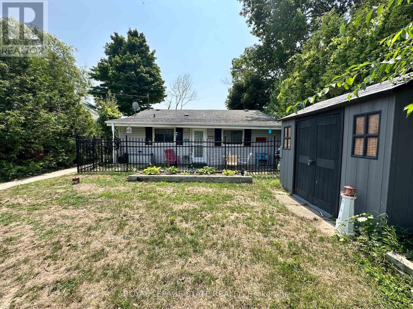 Property at 2110 LAKESHORE ROAD image 5