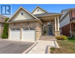 11 PIPER CRESCENT, Clarington, Ontario