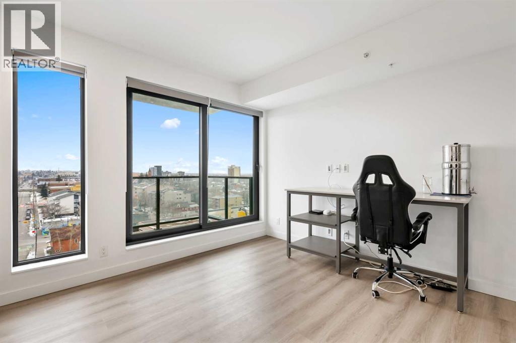 Property at 908, 123 4 Street NE image 5