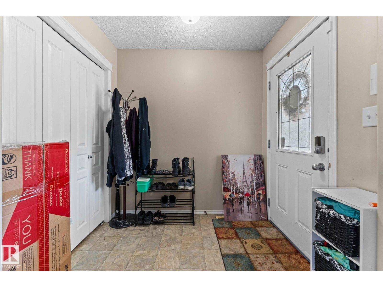 Property at 76 VENTURA ST image 5