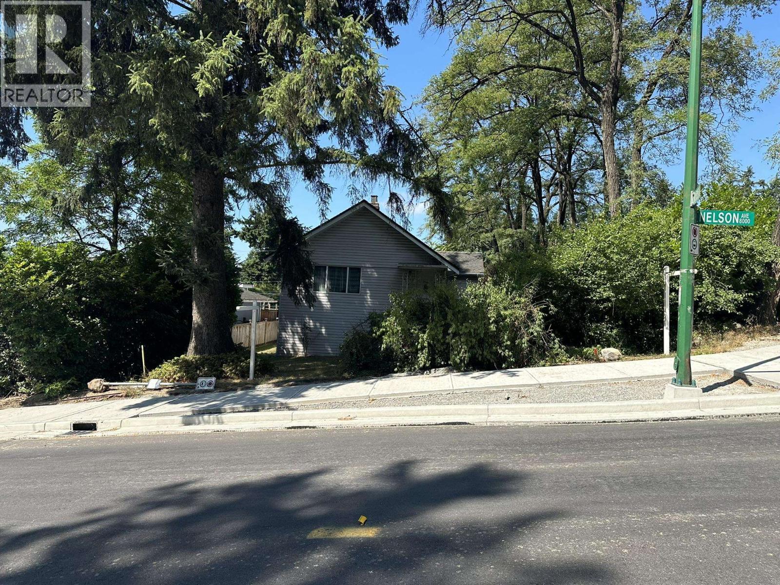 Property at 8015 NELSON AVENUE image 3