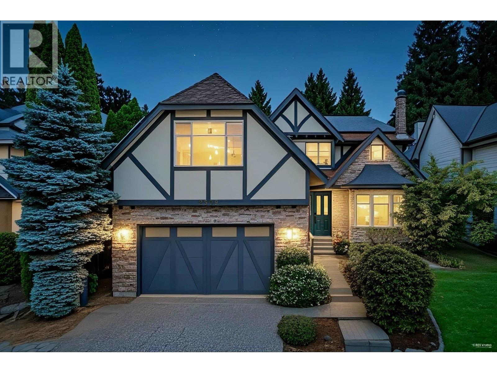 2509 Ashurst Avenue, Coquitlam, British Columbia  V3K 5T5 - Photo 1 - R3034016