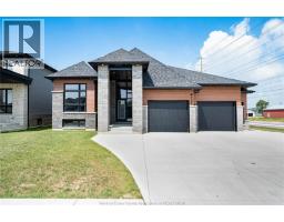 121 HAZEL CRESCENT