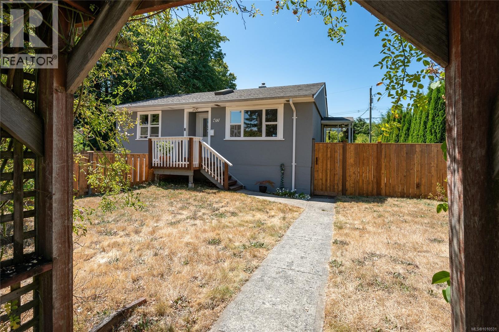 Property at 477 Watfield Rd image 3