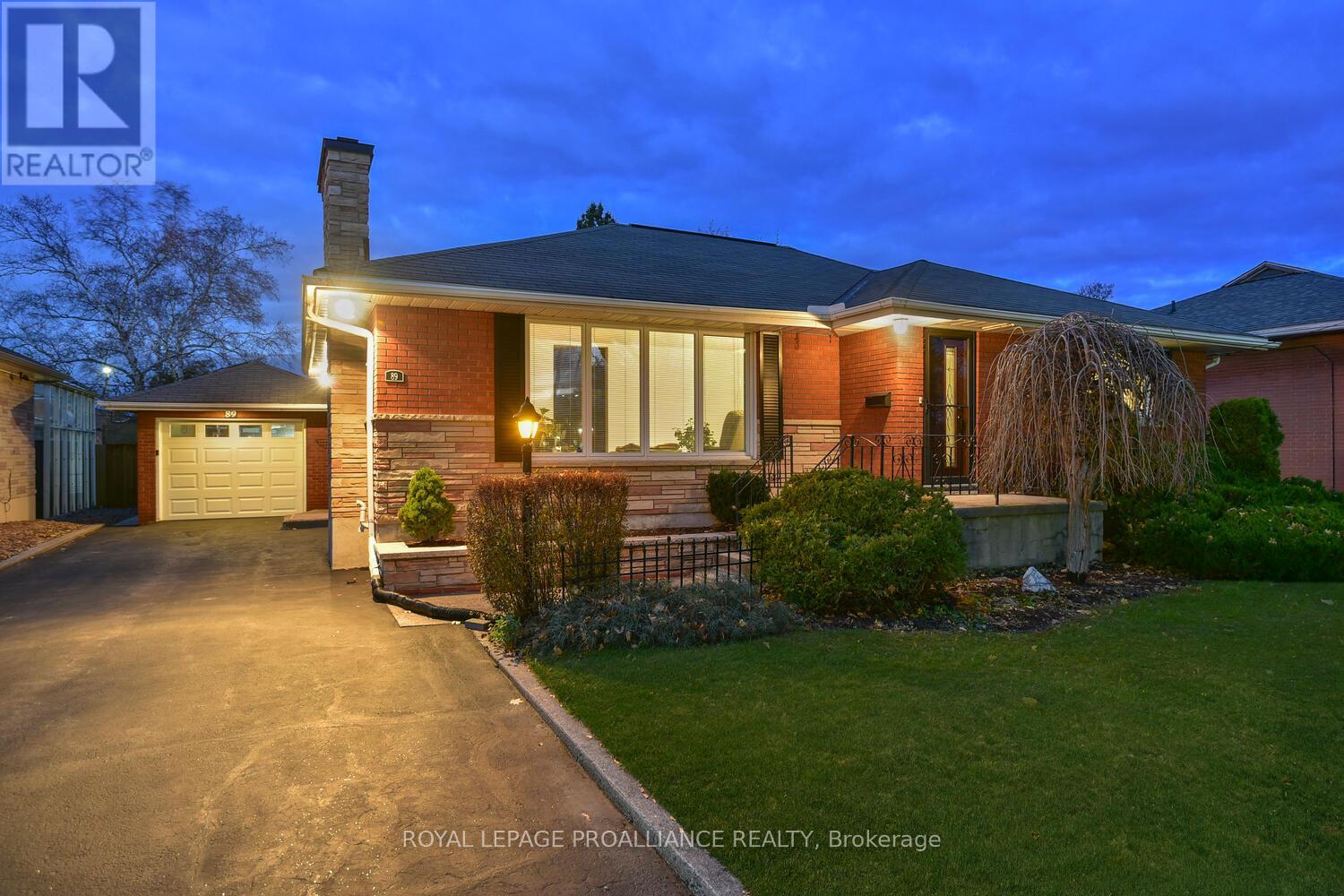 Property at 89 STEWART BOULEVARD image 5
