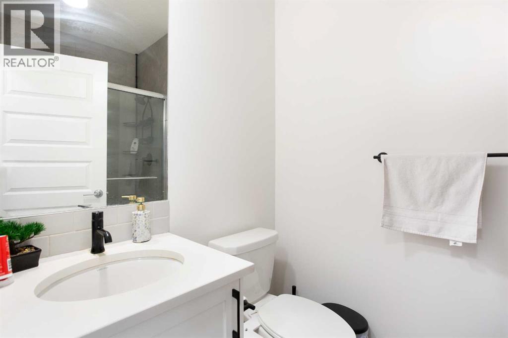 200 Homestead Grove Ne, Calgary, Alberta  T3J 5S1 - Photo 14 - A2242027