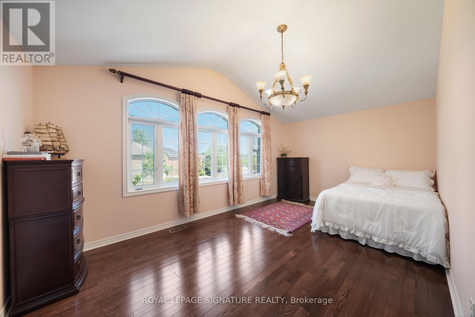 3 Linda Margaret Crescent, Richmond Hill, Ontario  L4S 2B6 - Photo 29 - N12330734