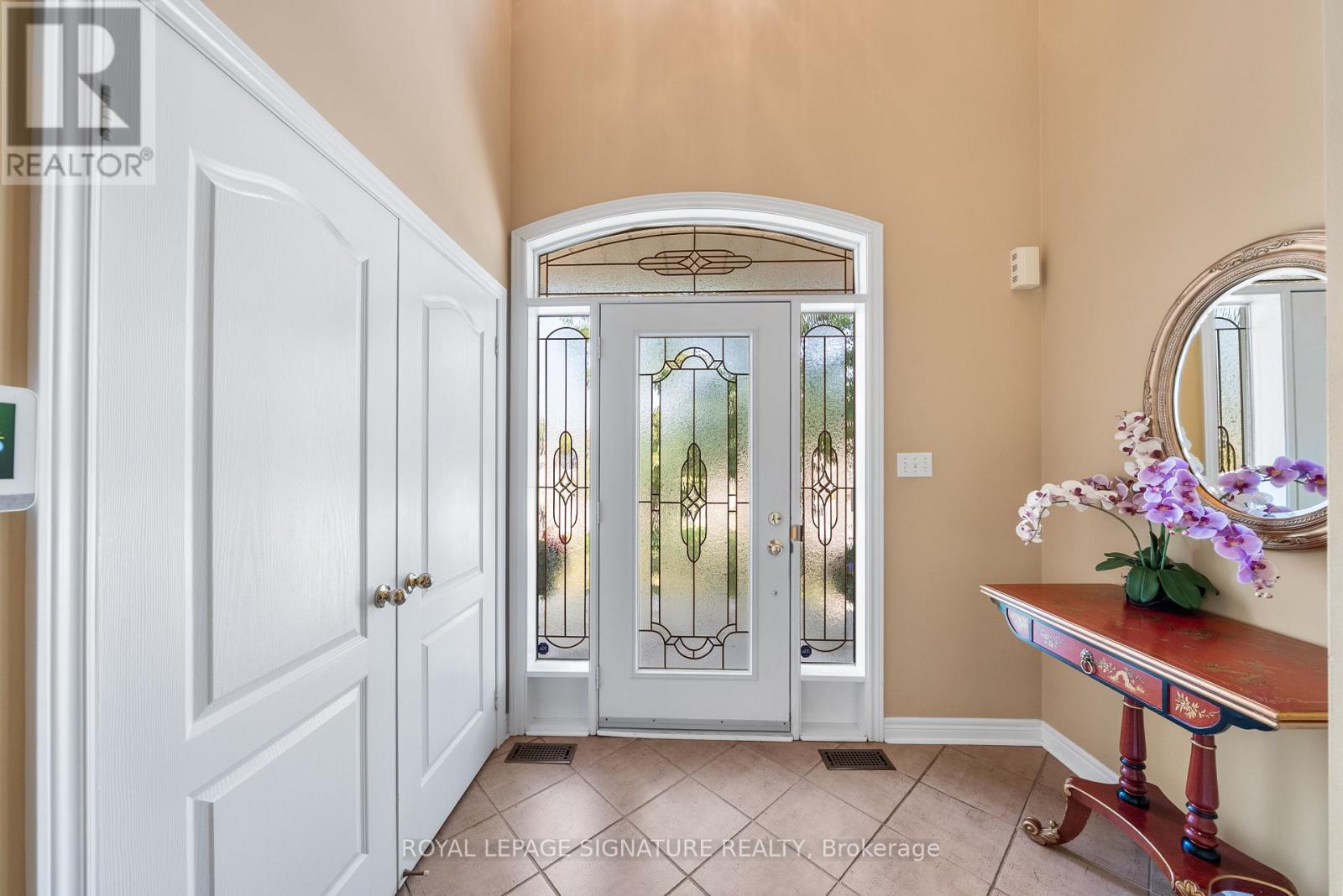 3 Linda Margaret Crescent, Richmond Hill, Ontario  L4S 2B6 - Photo 7 - N12330734