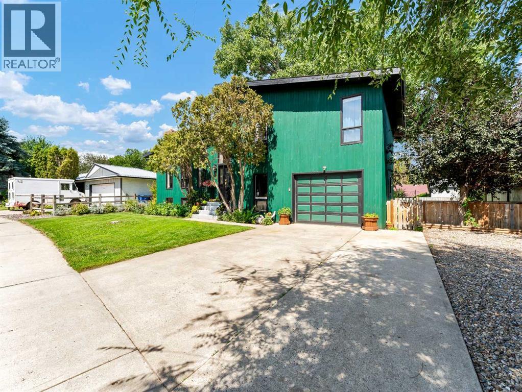 Property at 28 Noble Court SW image 2