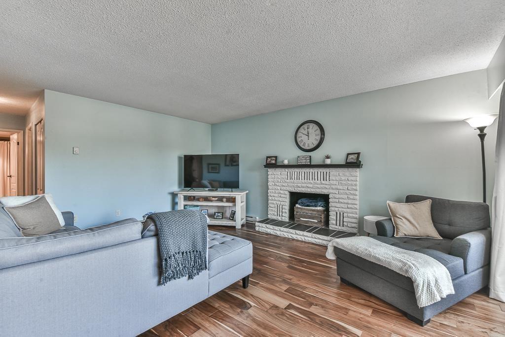Property at 306 2211 CLEARBROOK ROAD image 3