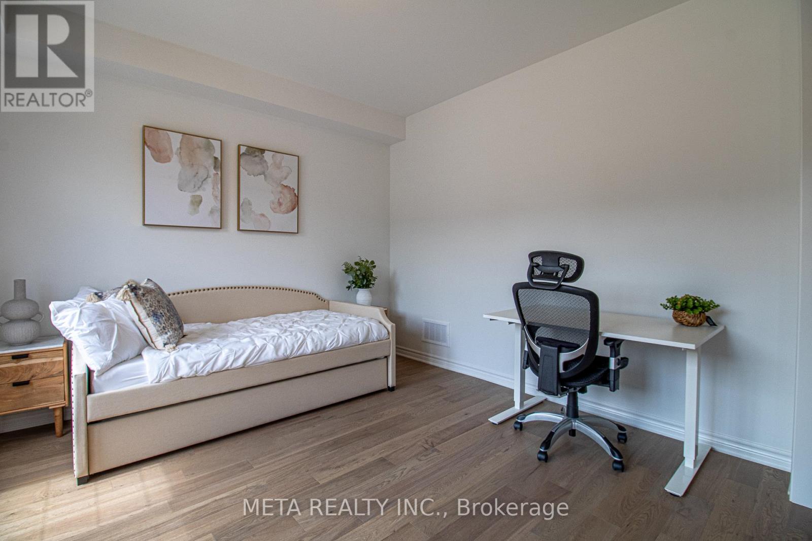 Property at 1359 WILLIAM HALTON PARKWAY image 3
