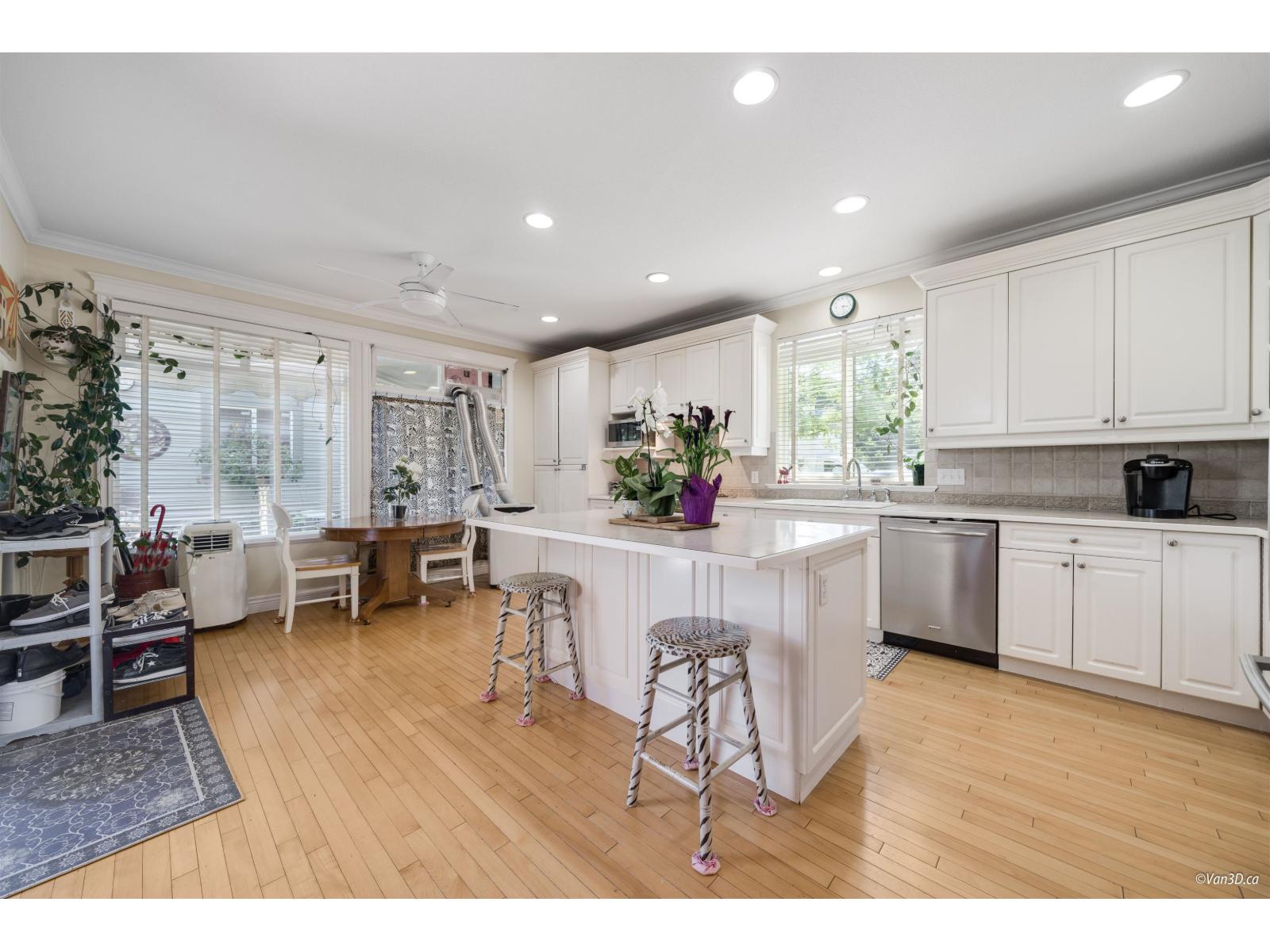 15210 29a Avenue, Surrey, British Columbia  V4P 3K4 - Photo 5 - R3034655