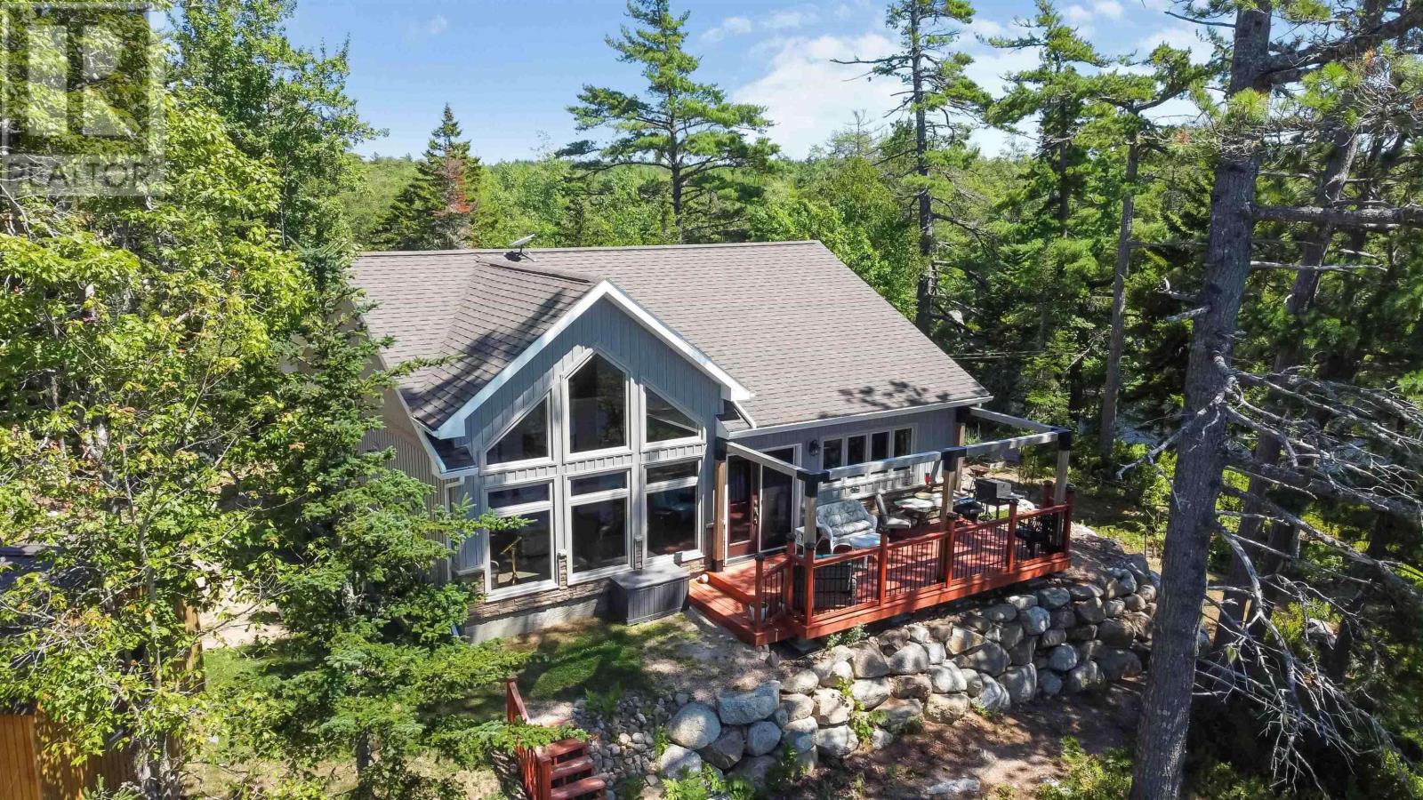 37 Andrew Point Road, Waterloo Lake, Nova Scotia  B0S 1P0 - Photo 3 - 202519974