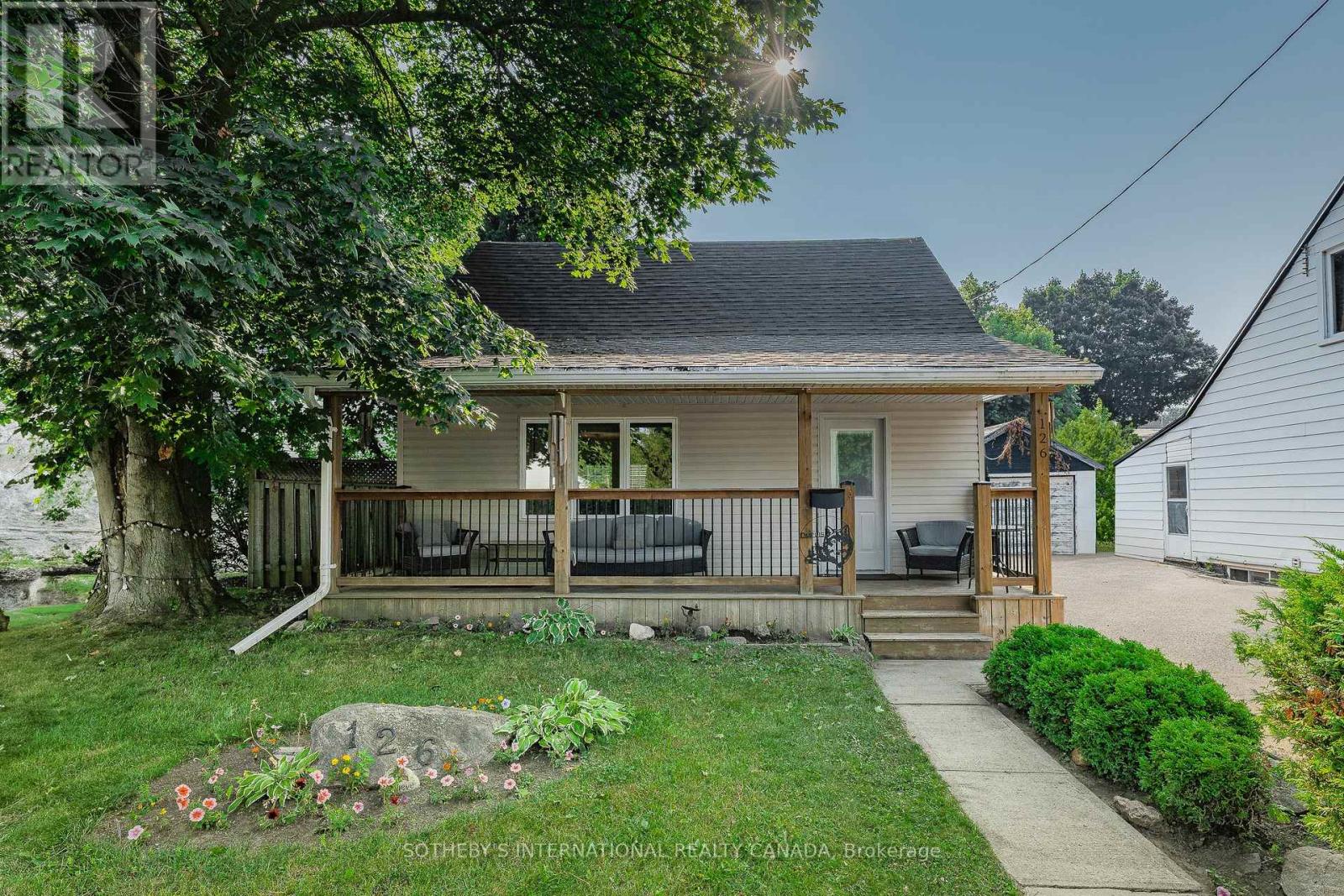 Property at 126 GLENMORRIS STREET image 3