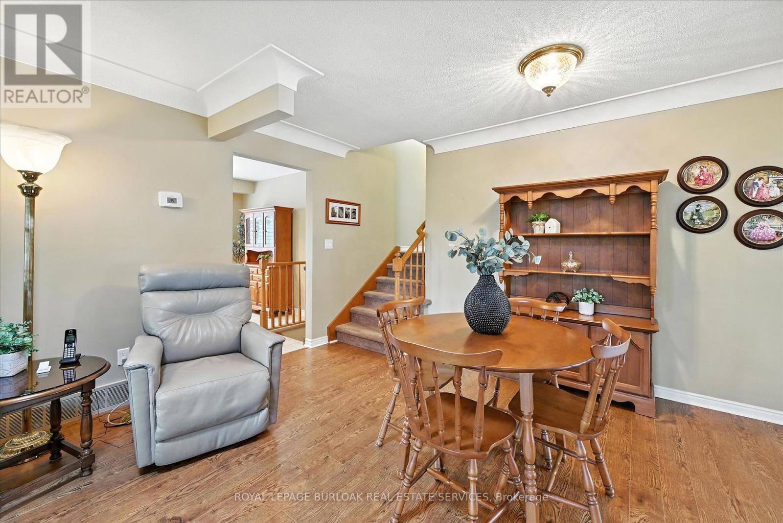 5937 Saint Anthony Crescent, Niagara Falls, Ontario  L2J 3X5 - Photo 12 - X12330800