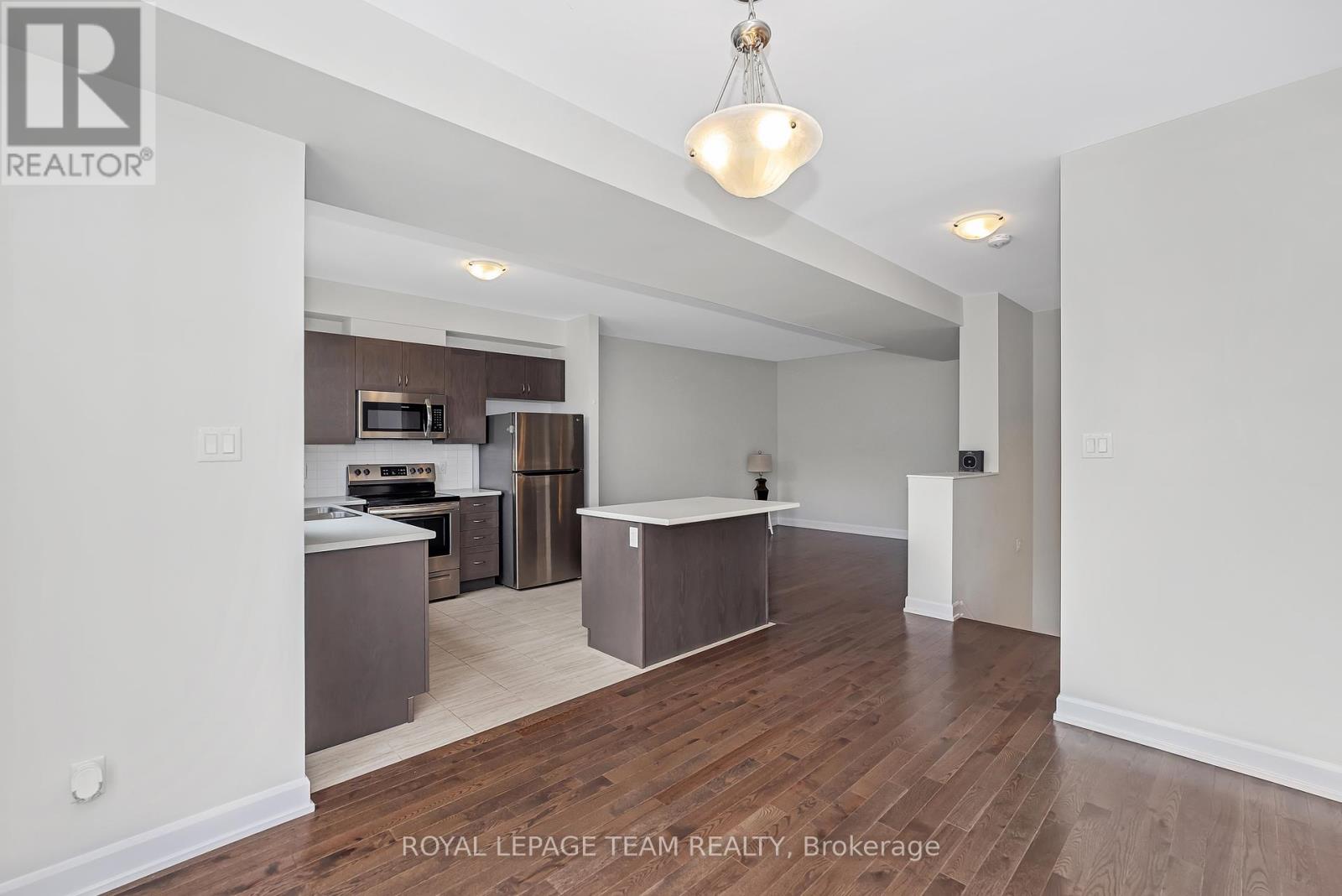 515 Clemency Crescent, Ottawa, Ontario  K2J 6R7 - Photo 10 - X12259926