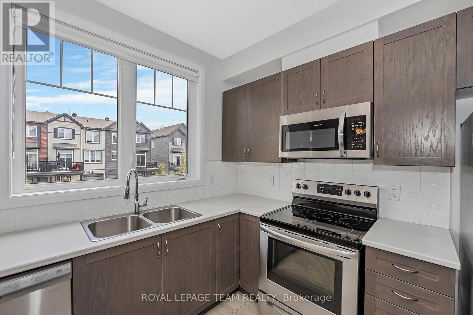 515 Clemency Crescent, Ottawa, Ontario  K2J 6R7 - Photo 13 - X12259926