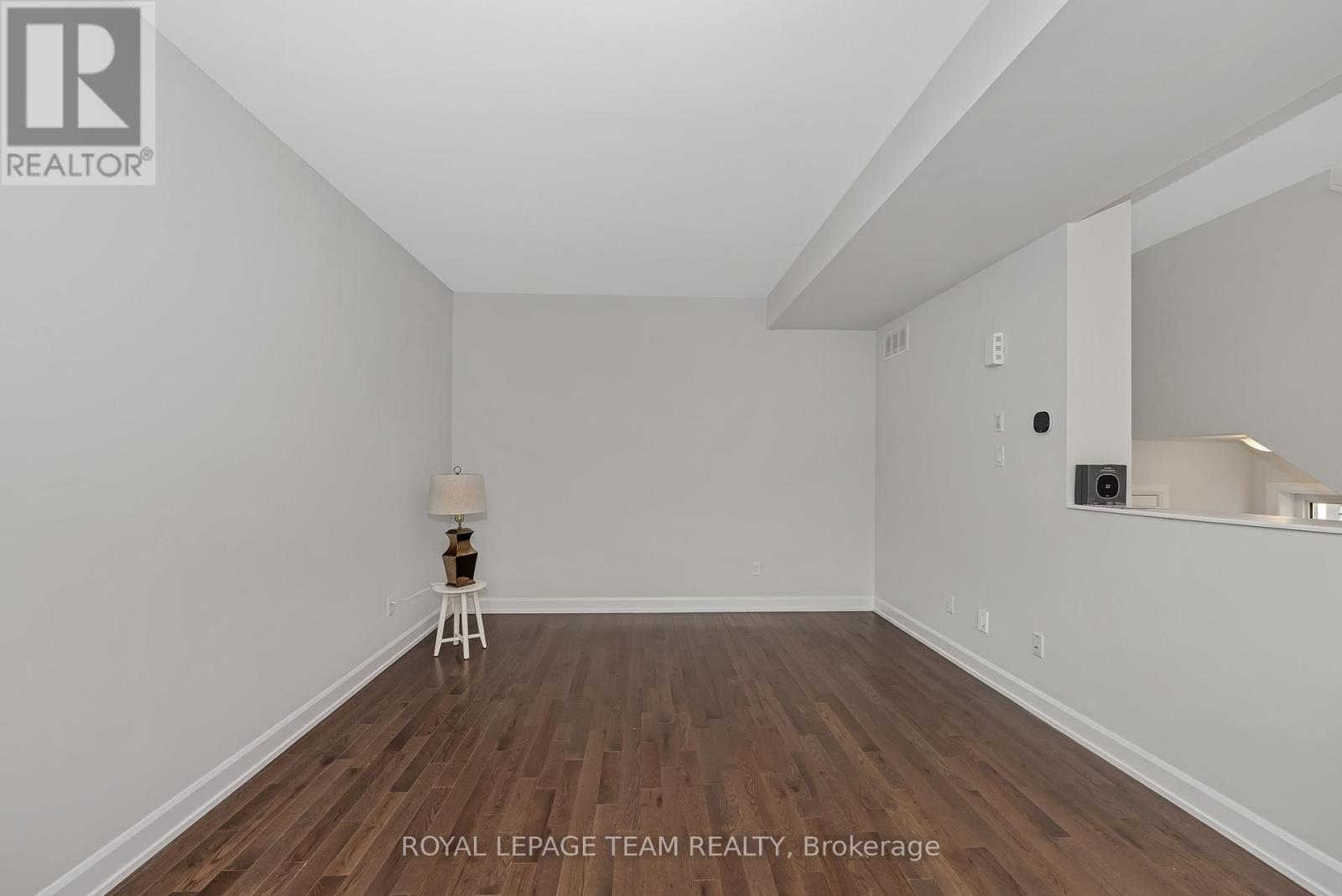 Property at 515 CLEMENCY CRESCENT image 5