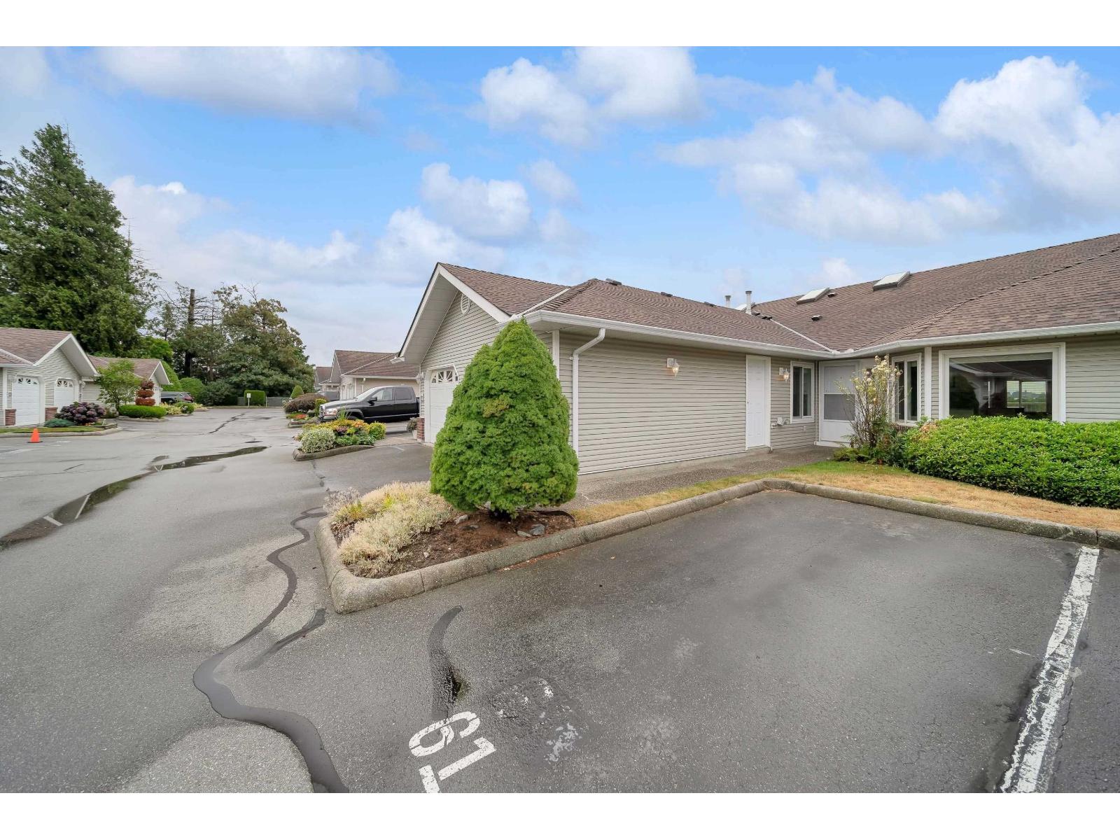 61 1973 Winfield Drive, Abbotsford, British Columbia  V3G 1K6 - Photo 1 - R3033142