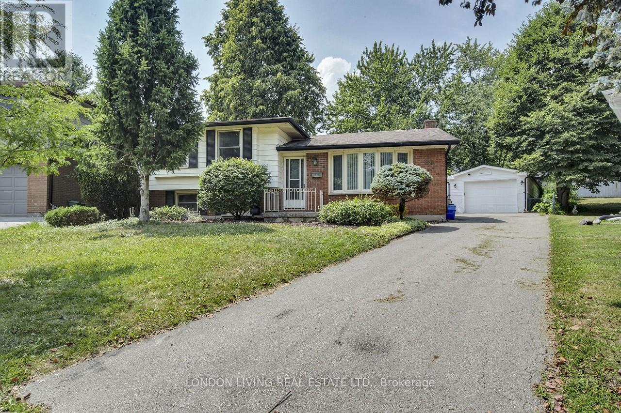 80 Rollscourt Place, London North, Ontario  N6G 1M2 - Photo 42 - X12330950