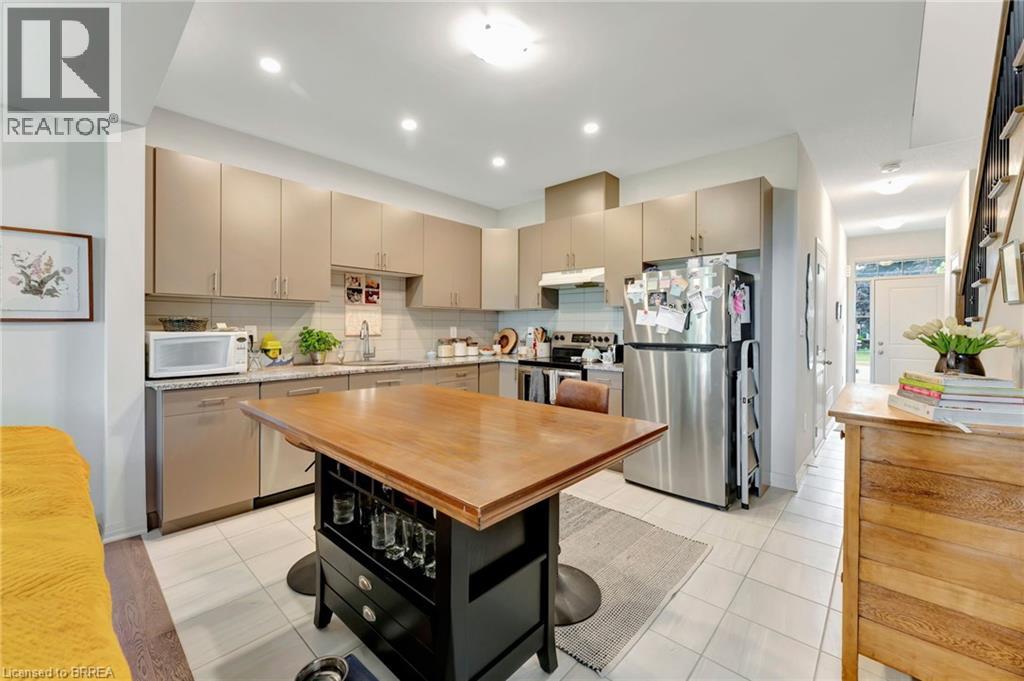 Photo 13 of 29 for 152 Middleton Street