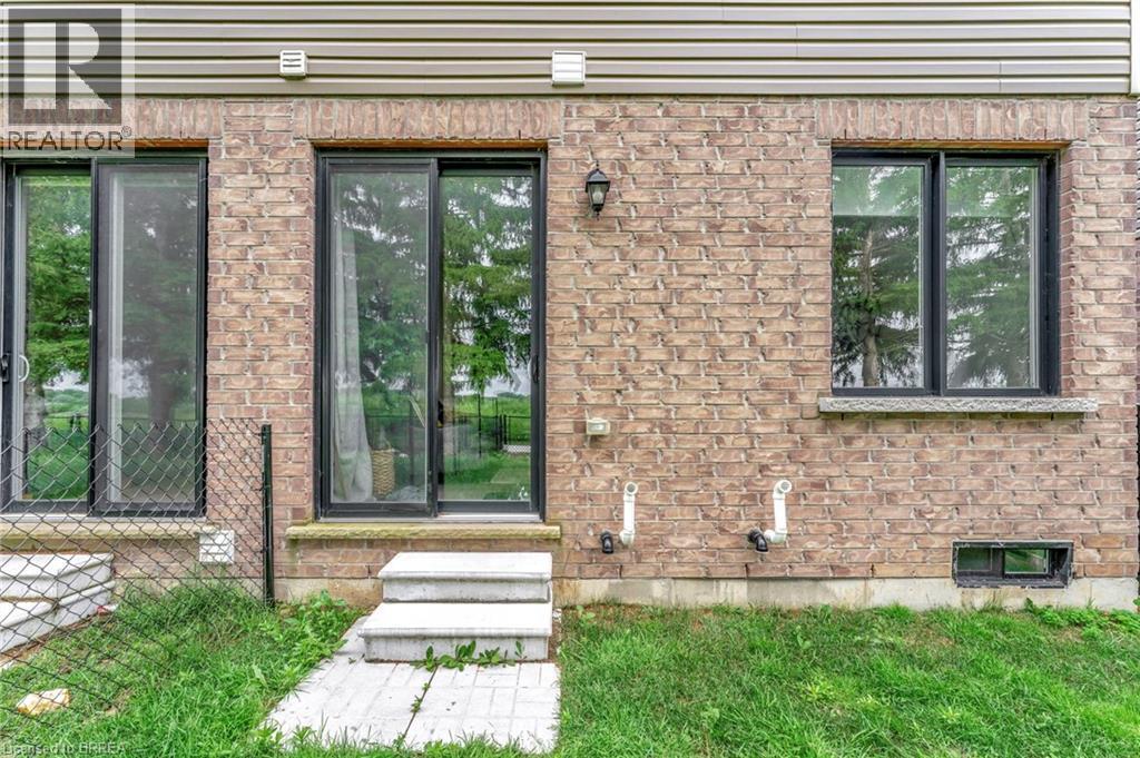 Photo 25 of 29 for 152 Middleton Street