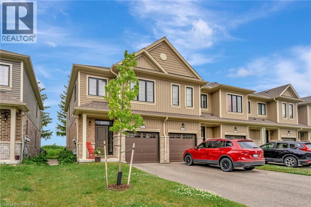 Photo 3 of 29 for 152 Middleton Street