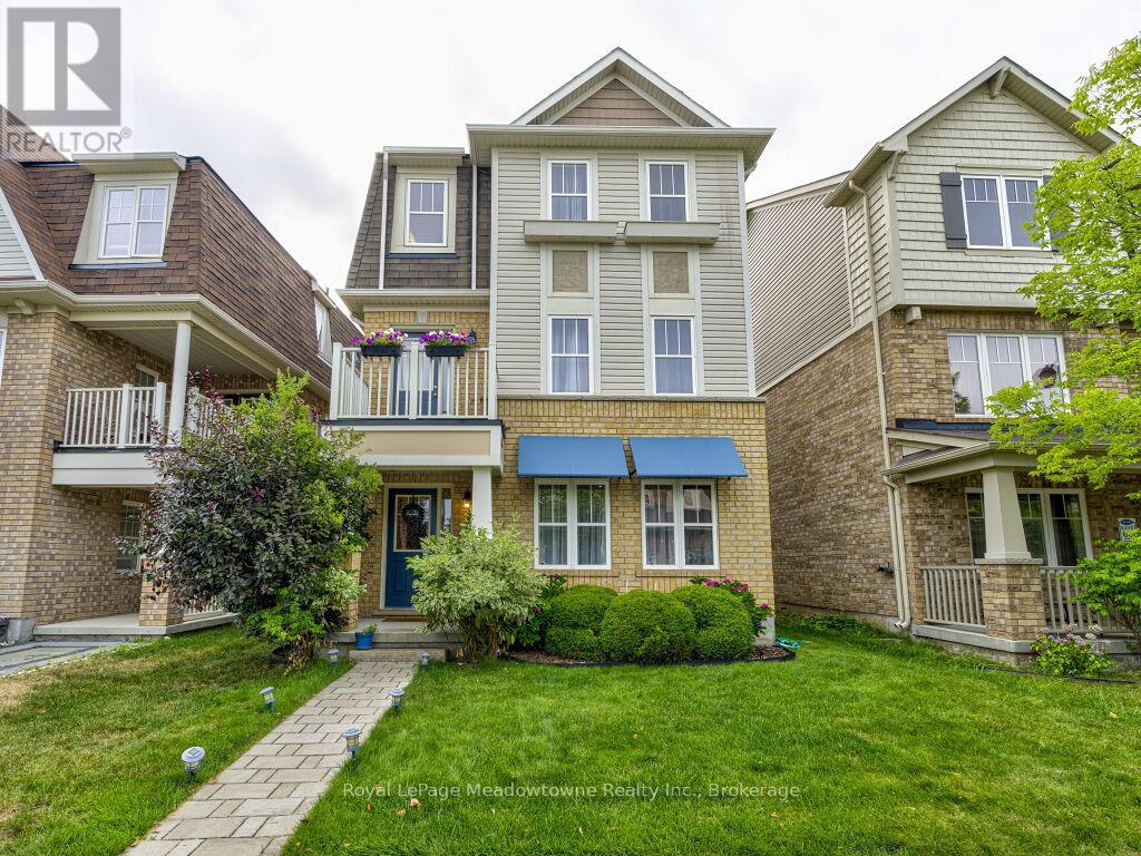 Property at 220 MAGURN GATE image 3