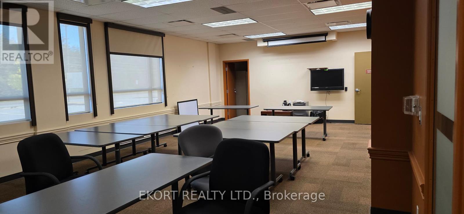 71 Adam Street, Belleville, Ontario  K8N 5K3 - Photo 16 - X12330987