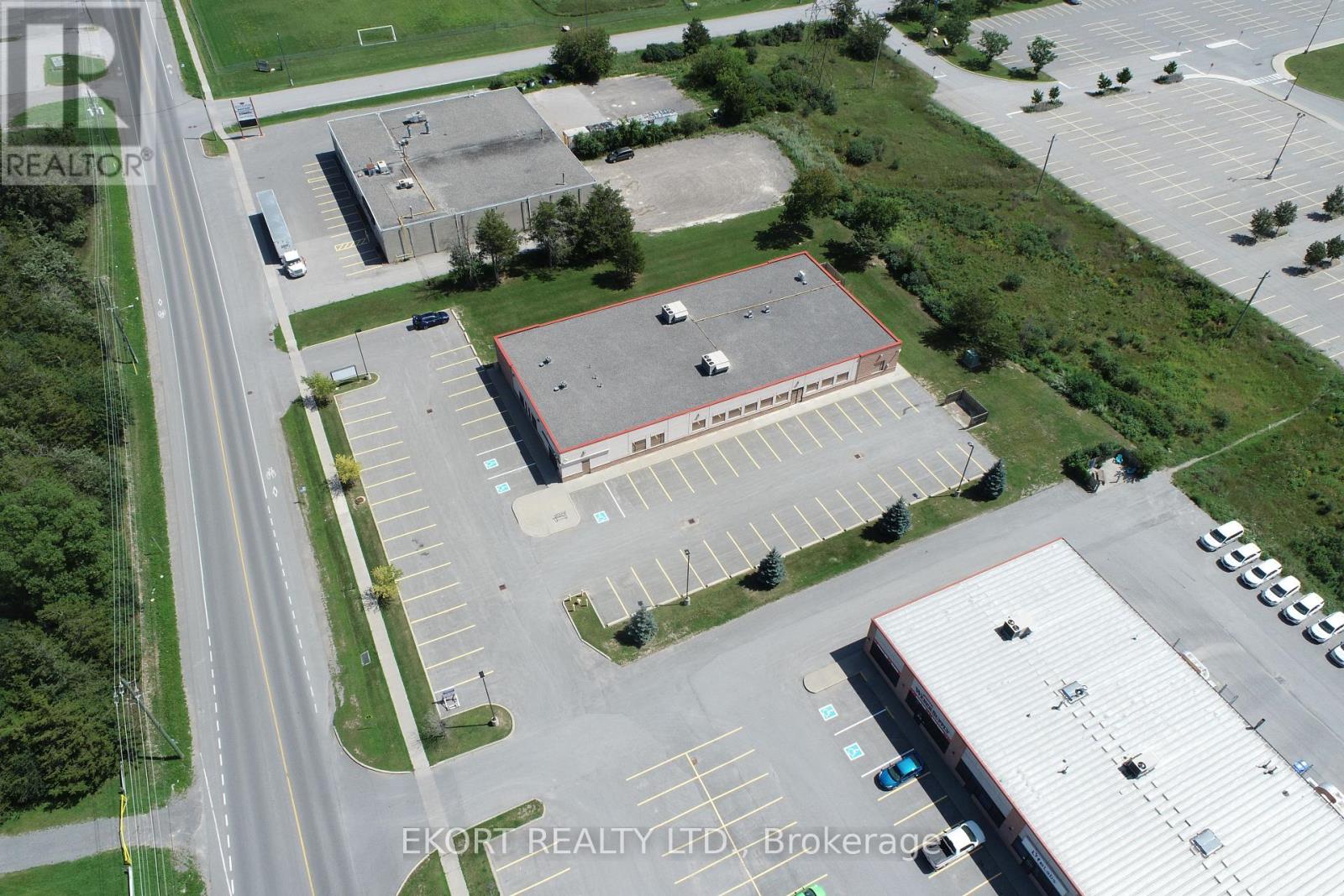 71 Adam Street, Belleville, Ontario  K8N 5K3 - Photo 2 - X12330987