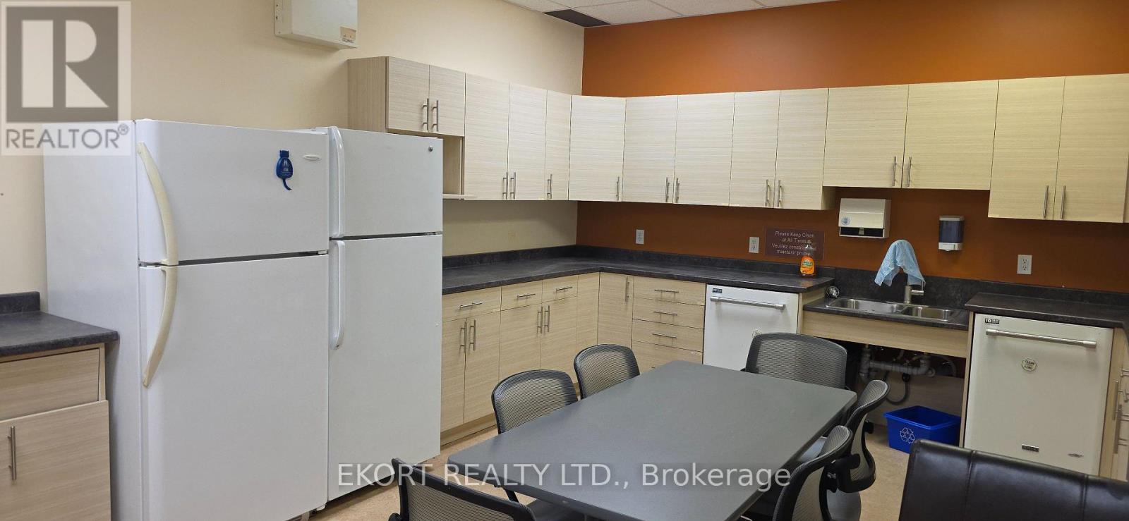 71 Adam Street, Belleville, Ontario  K8N 5K3 - Photo 23 - X12330987