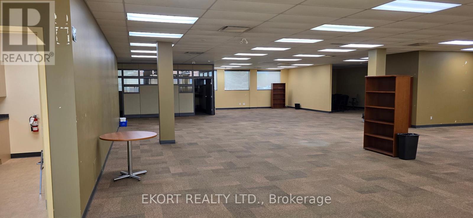 71 Adam Street, Belleville, Ontario  K8N 5K3 - Photo 6 - X12330987