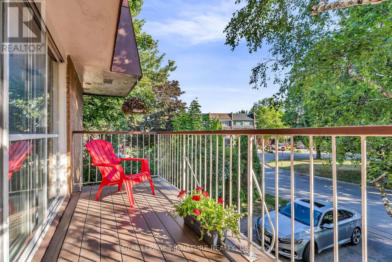 27 Tulip Street, Oakville, Ontario  L6L 3V3 - Photo 20 - W12330891