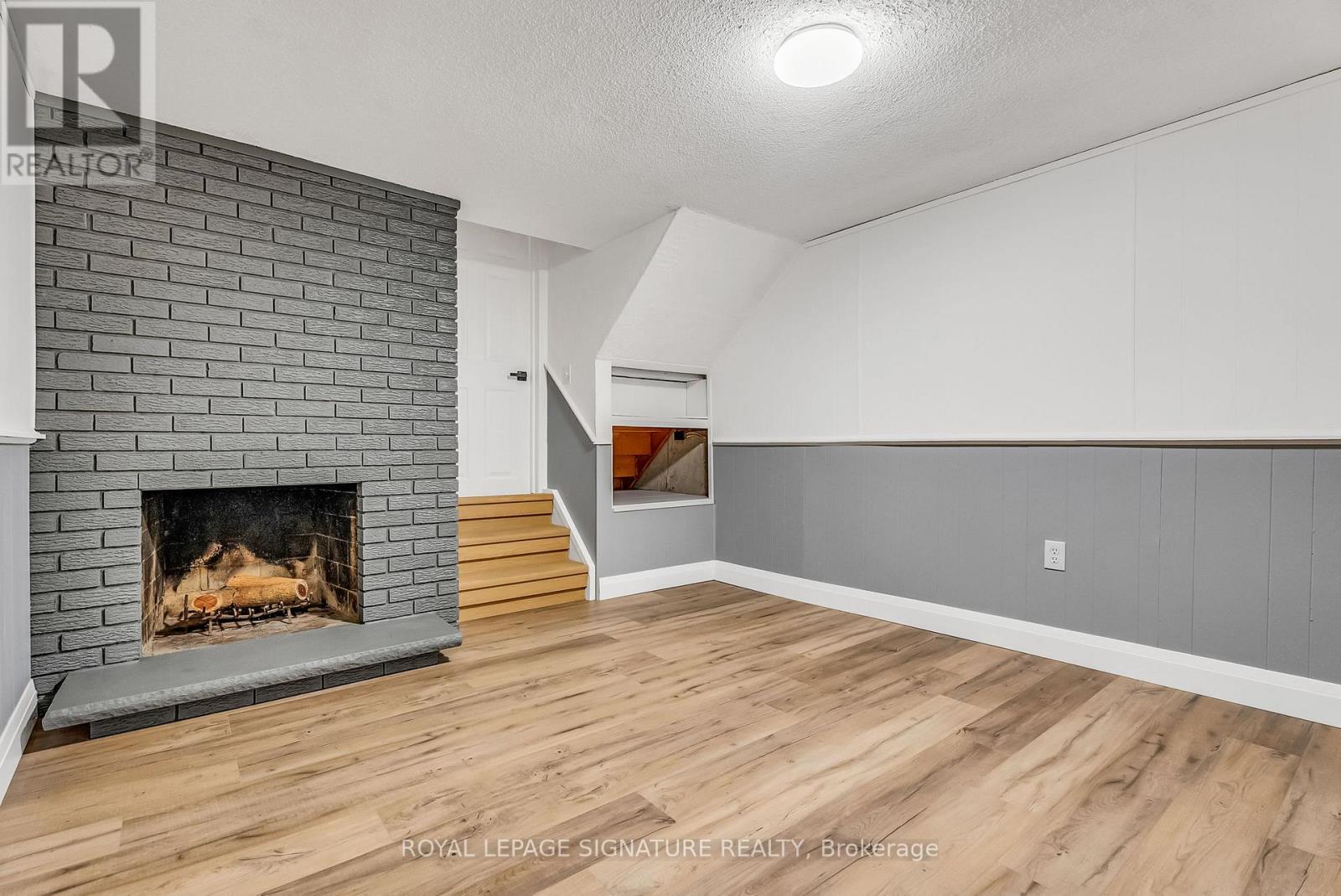 27 Tulip Street, Oakville, Ontario  L6L 3V3 - Photo 35 - W12330891
