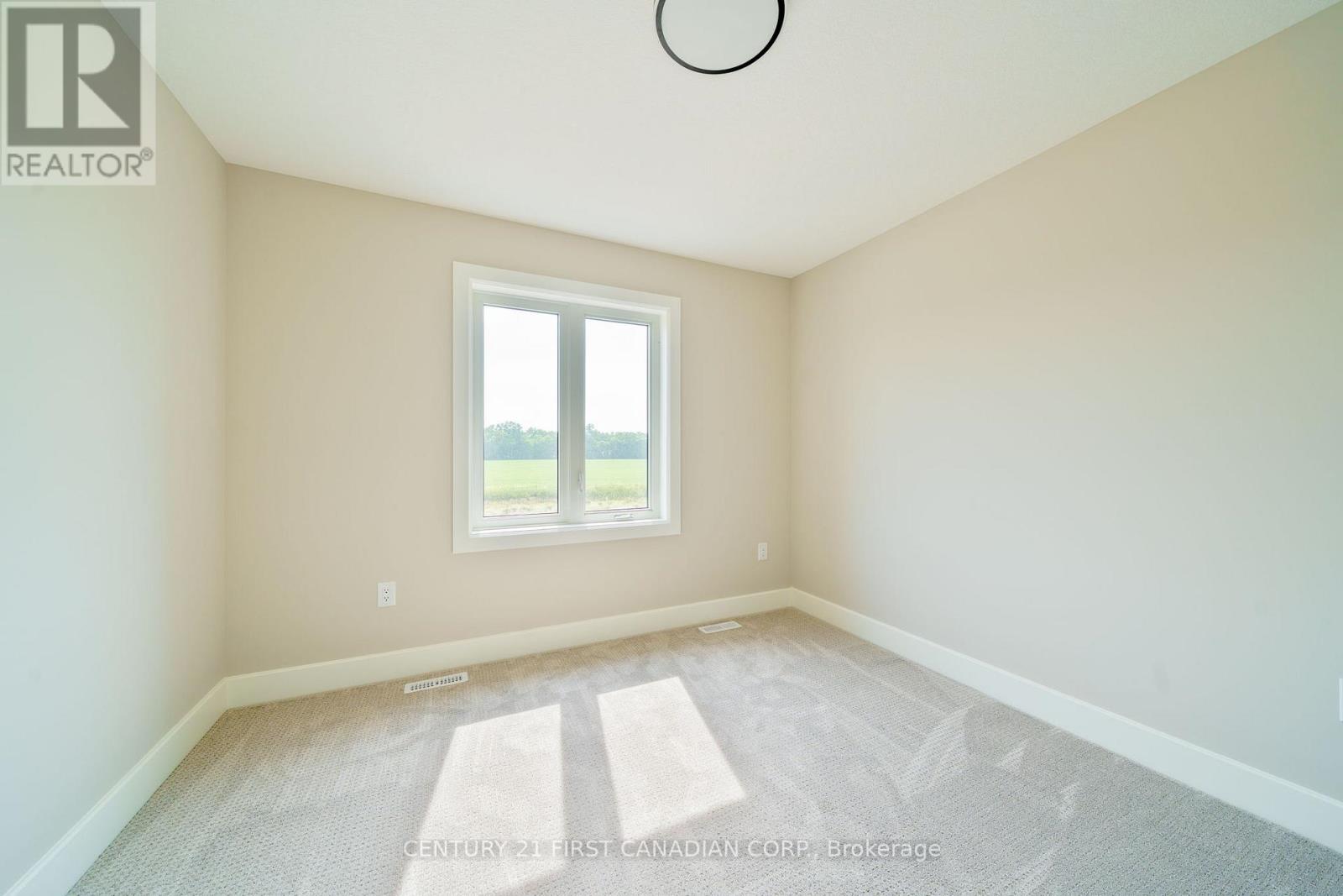 105 Sheldabren Street, North Middlesex, Ontario  N0M 1A0 - Photo 27 - X12233846