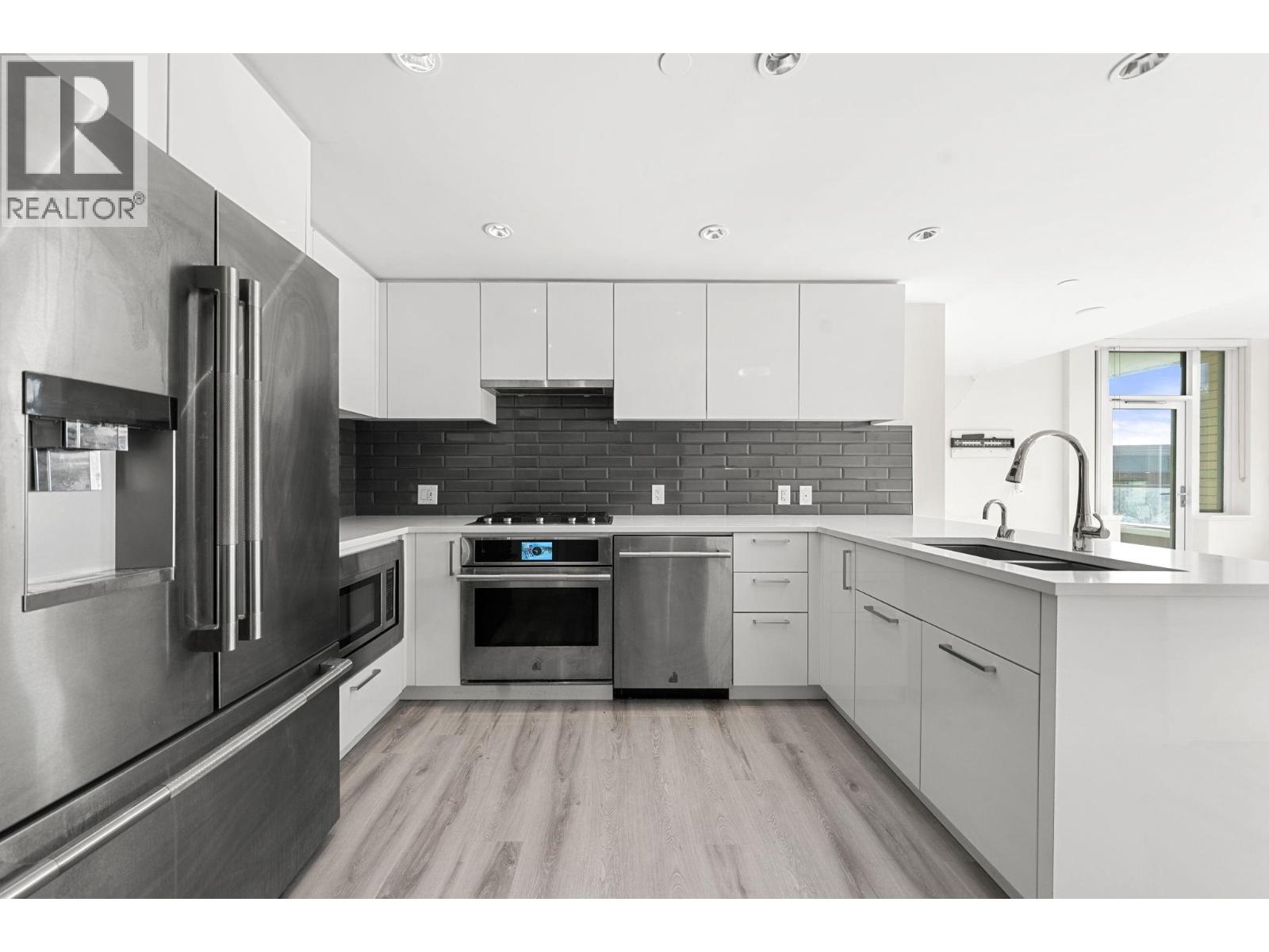 609 3451 Sawmill Crescent, Vancouver, British Columbia  V5S 0H3 - Photo 9 - R3034572