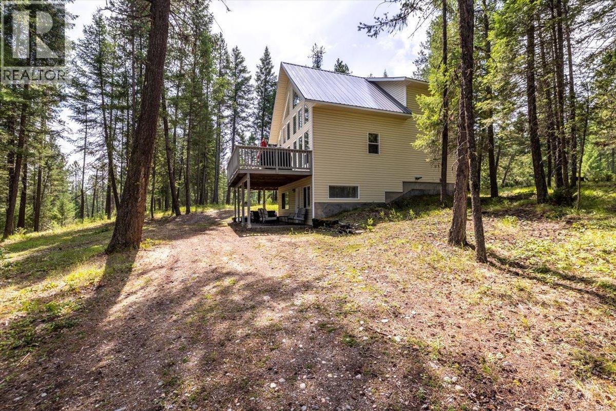 6660 Mclean Road, Jaffray, British Columbia  V0B 1T0 - Photo 7 - 10358316