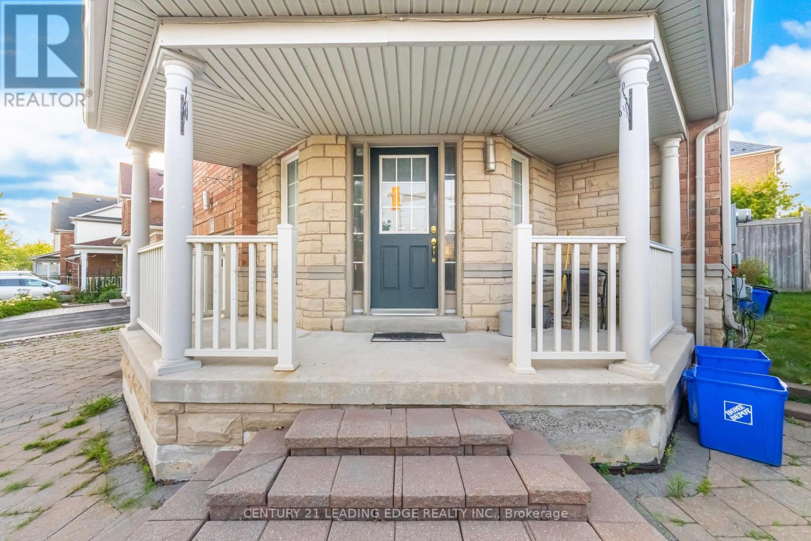 Property at 2 THACKERY DRIVE image 4