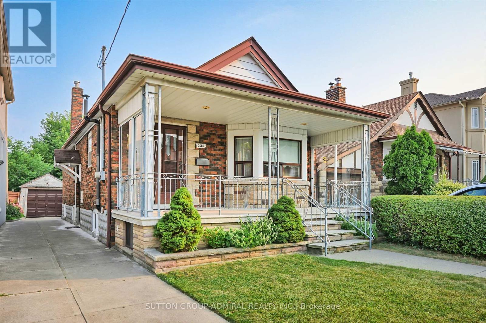 Property at 239 FLOYD AVENUE image 1