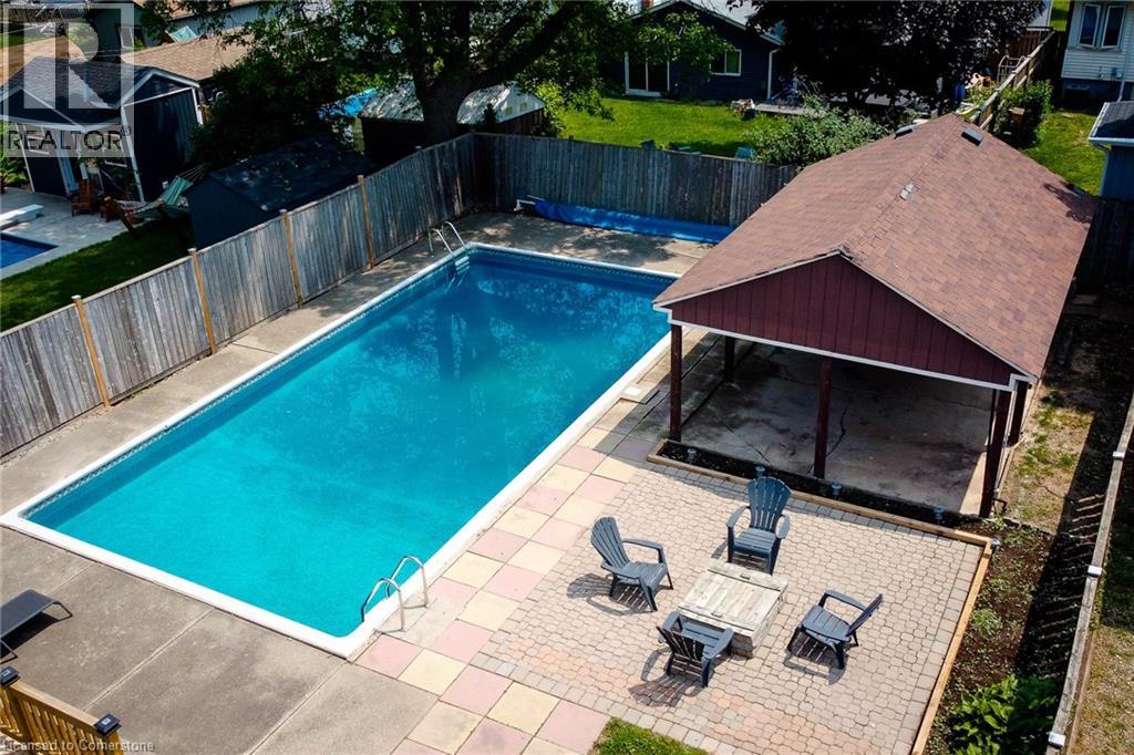 38 Stewart Street, Grimsby, Ontario  L3M 3M8 - Photo 1 - 40748150