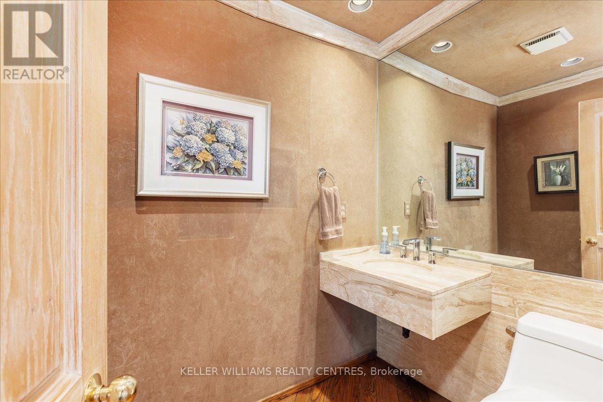 700 Lake Drive N, Georgina, Ontario  L4P 3C8 - Photo 20 - N12330993