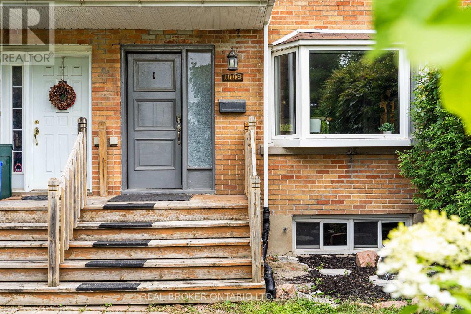Property at 1003 SILVER STREET image 2