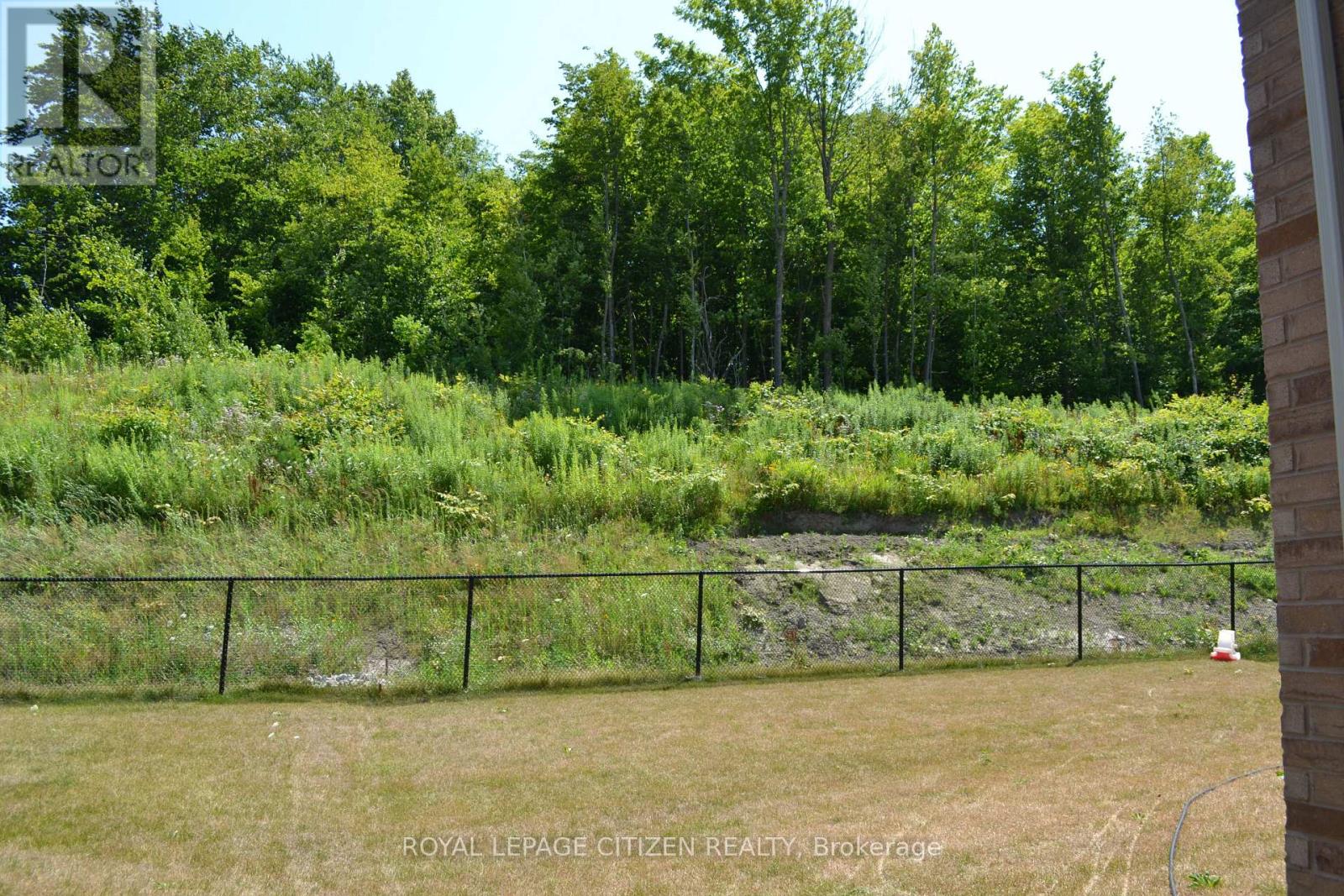 9 Revol Road, Penetanguishene, Ontario  L9M 0W8 - Photo 4 - S12330960