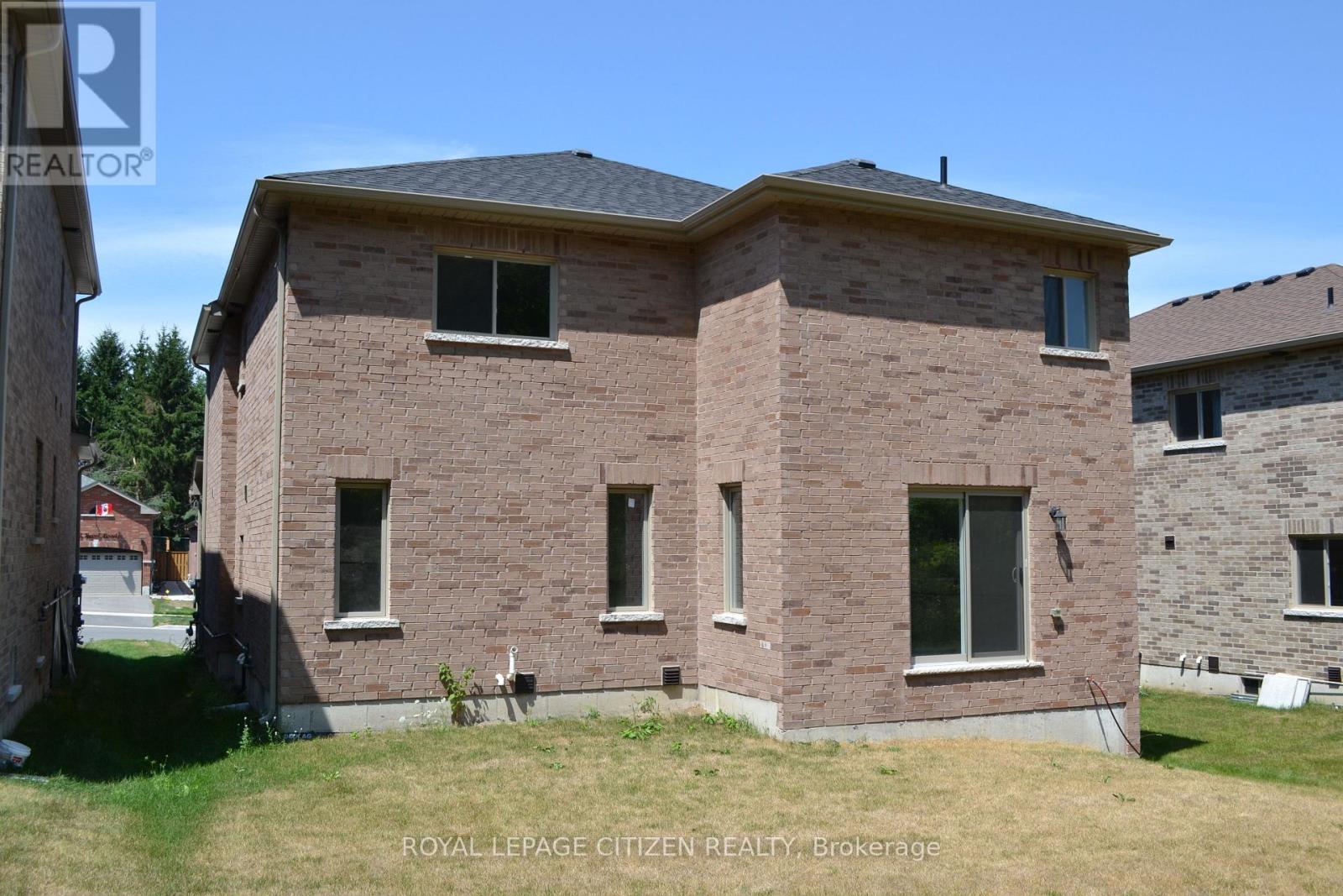 9 Revol Road, Penetanguishene, Ontario  L9M 0W8 - Photo 6 - S12330960