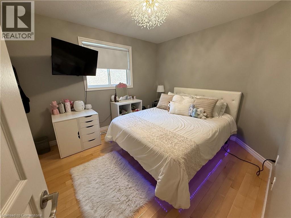 11 Donatello Court, Hamilton, Ontario  L9B 0C2 - Photo 19 - 40757677