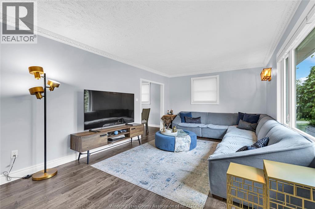 Property at 390 BOUFFARD image 4