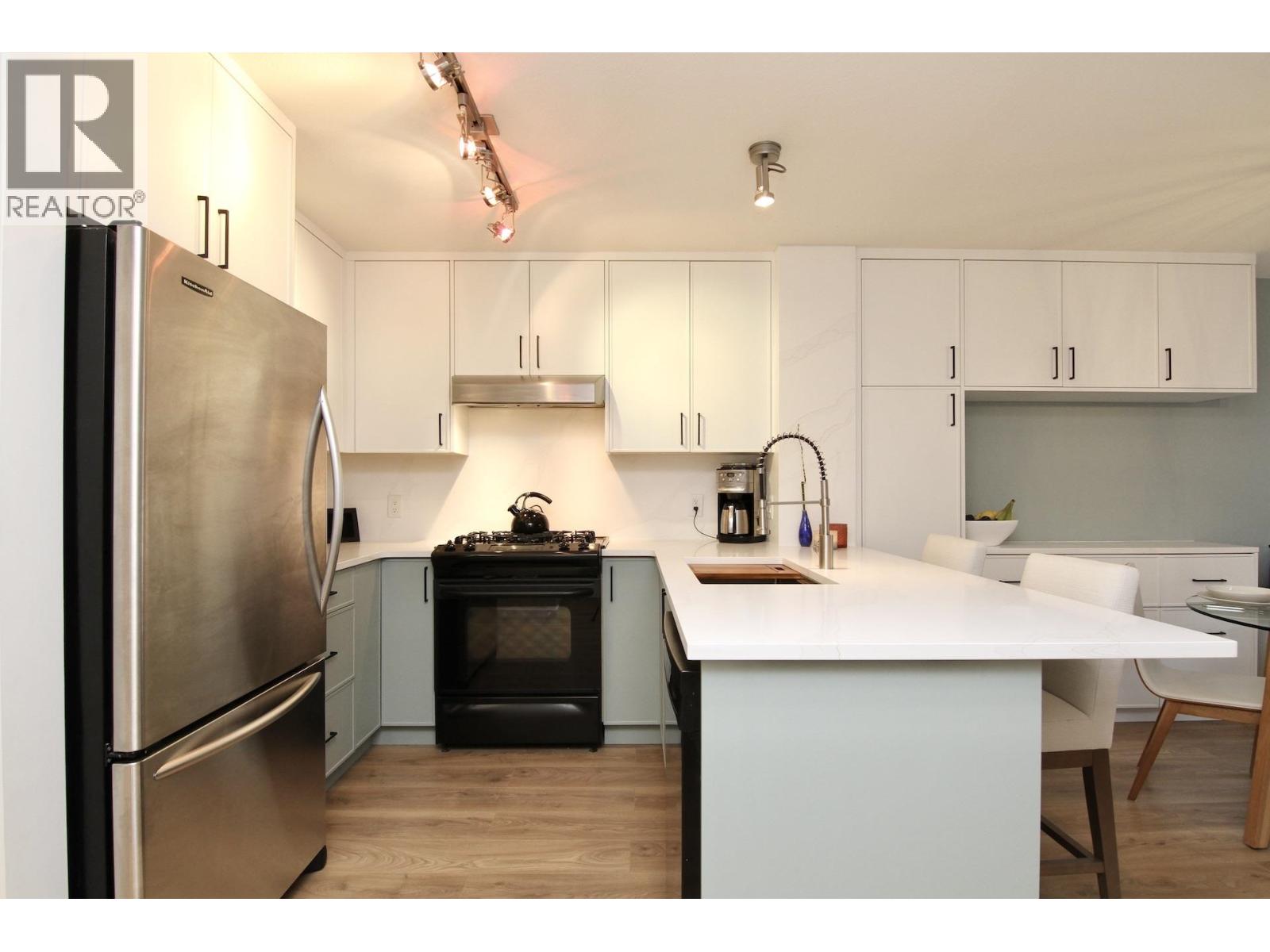 317 700 Klahanie Drive, Port Moody, British Columbia  V3H 5L3 - Photo 11 - R3034737